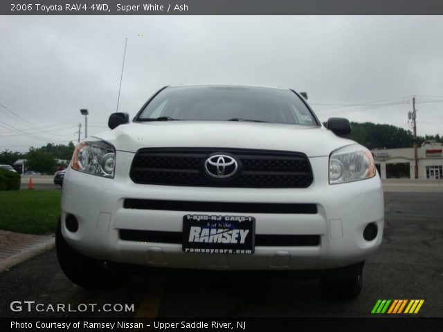2006 Toyota RAV4 4WD in Super White