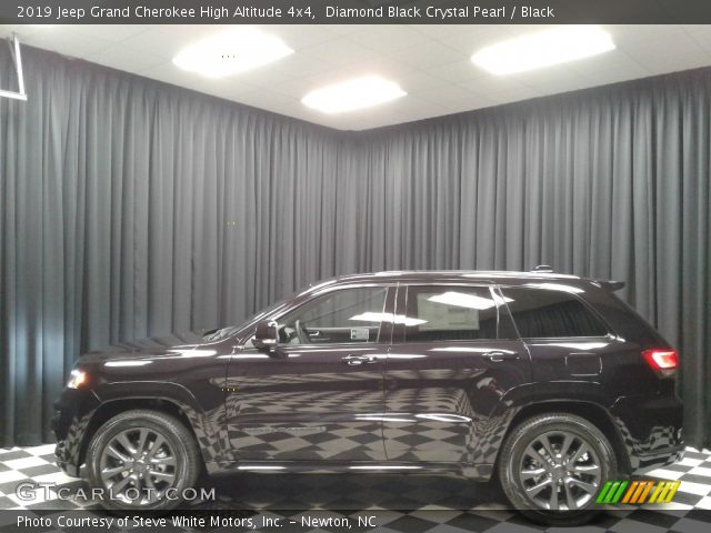 2019 Jeep Grand Cherokee High Altitude 4x4 in Diamond Black Crystal Pearl
