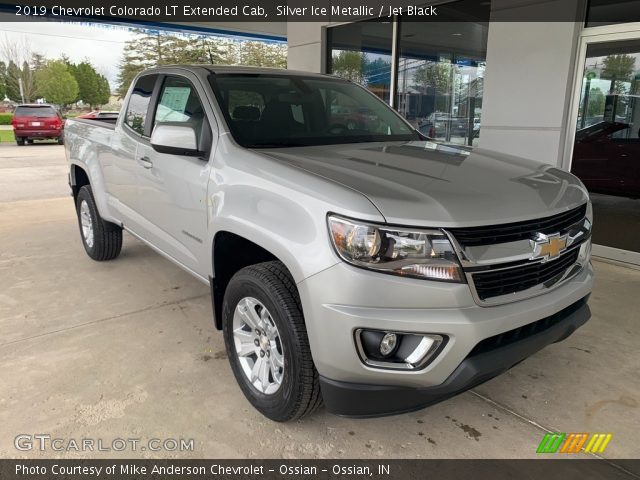 2019 Chevrolet Colorado LT Extended Cab in Silver Ice Metallic