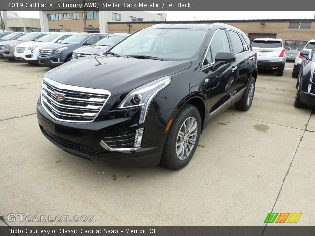 2019 Cadillac XT5 Luxury AWD in Stellar Black Metallic
