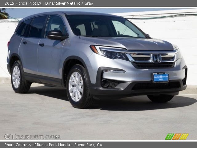 2019 Honda Pilot LX in Lunar Silver Metallic