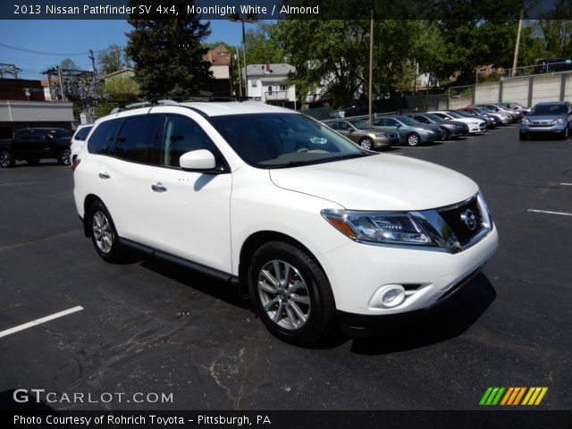 2013 Nissan Pathfinder SV 4x4 in Moonlight White