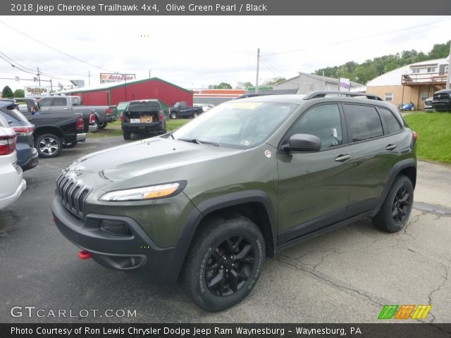 2018 Jeep Cherokee Trailhawk 4x4 in Olive Green Pearl