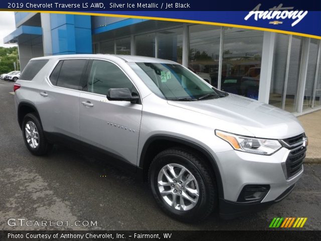 2019 Chevrolet Traverse LS AWD in Silver Ice Metallic