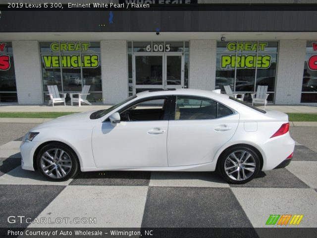 2019 Lexus IS 300 in Eminent White Pearl