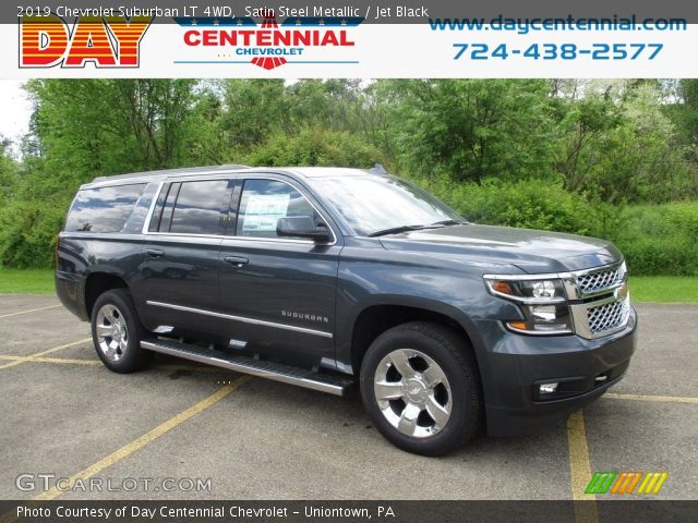 2019 Chevrolet Suburban LT 4WD in Satin Steel Metallic