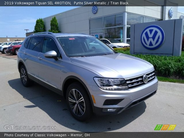 2019 Volkswagen Tiguan SEL 4MOTION in Pyrite Silver Metallic