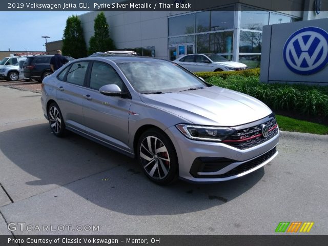 2019 Volkswagen Jetta GLI in Pyrite Silver Metallic