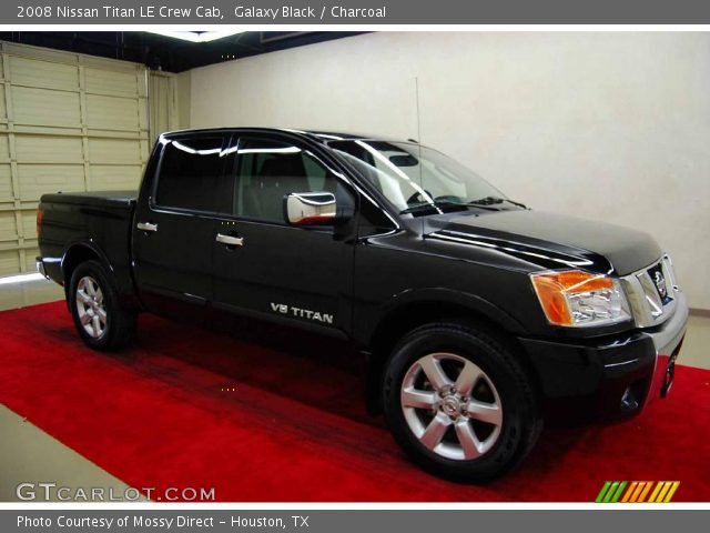 2008 Nissan Titan LE Crew Cab in Galaxy Black
