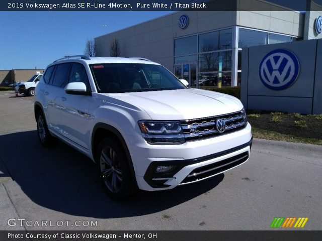 2019 Volkswagen Atlas SE R-Line 4Motion in Pure White