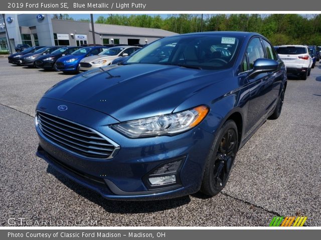 2019 Ford Fusion SE in Blue Metallic