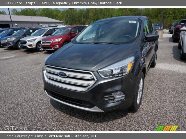 2019 Ford Escape SE 4WD in Magnetic