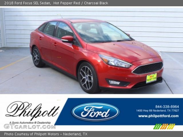 2018 Ford Focus SEL Sedan in Hot Pepper Red