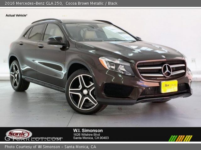 2016 Mercedes-Benz GLA 250 in Cocoa Brown Metallic