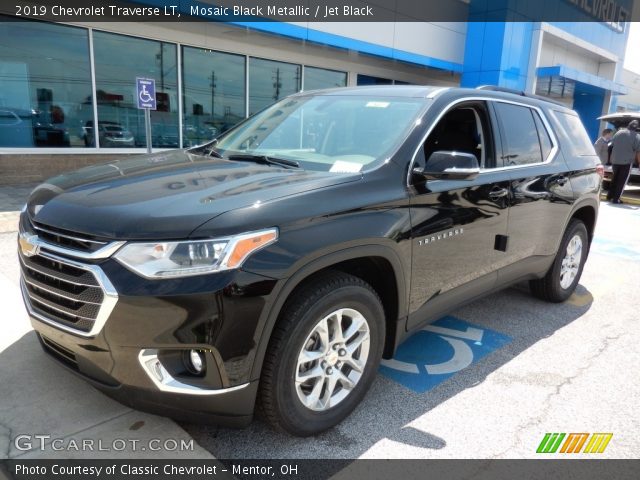 2019 Chevrolet Traverse LT in Mosaic Black Metallic