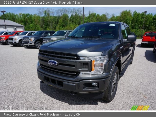 2019 Ford F150 XLT SuperCrew 4x4 in Magnetic