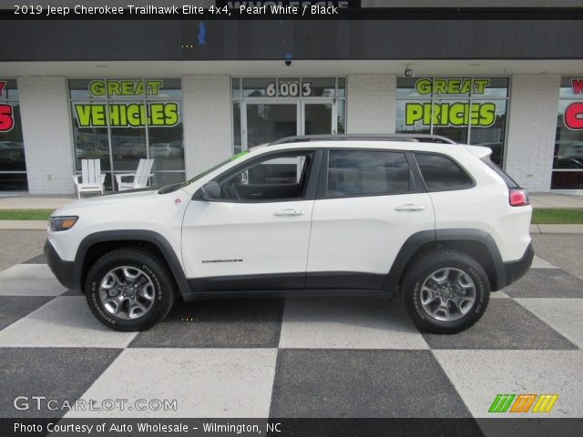 2019 Jeep Cherokee Trailhawk Elite 4x4 in Pearl White