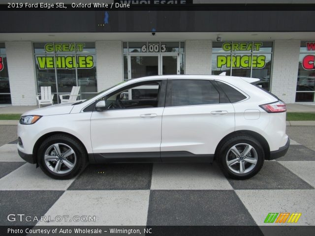 2019 Ford Edge SEL in Oxford White