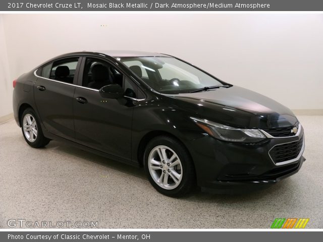 2017 Chevrolet Cruze LT in Mosaic Black Metallic