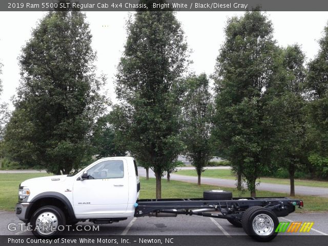 2019 Ram 5500 SLT Regular Cab 4x4 Chassis in Bright White