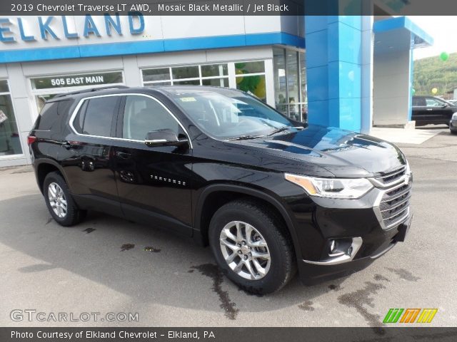 2019 Chevrolet Traverse LT AWD in Mosaic Black Metallic