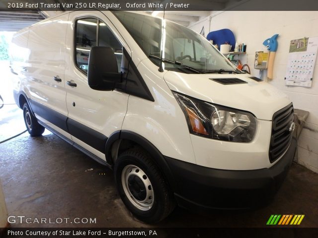 2019 Ford Transit Van 250 LR Regular in Oxford White