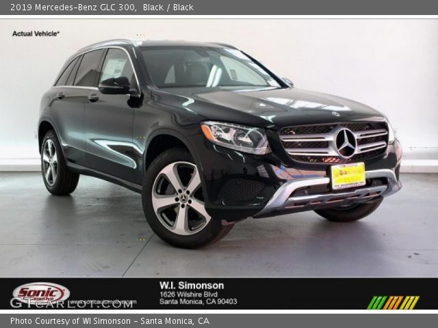 2019 Mercedes-Benz GLC 300 in Black