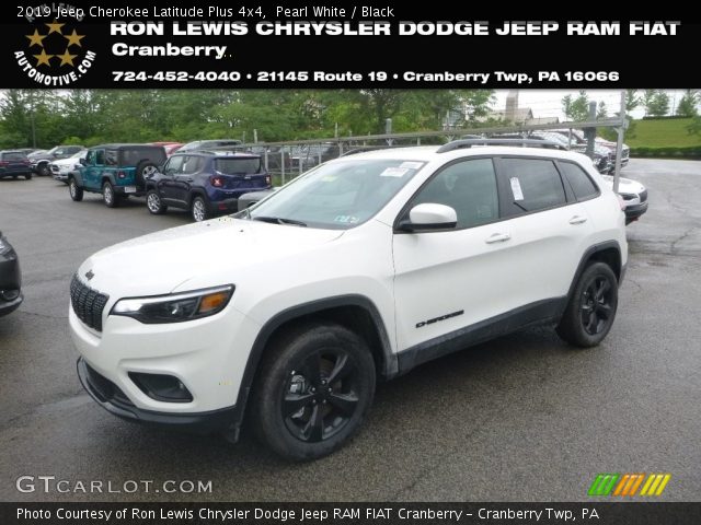 2019 Jeep Cherokee Latitude Plus 4x4 in Pearl White