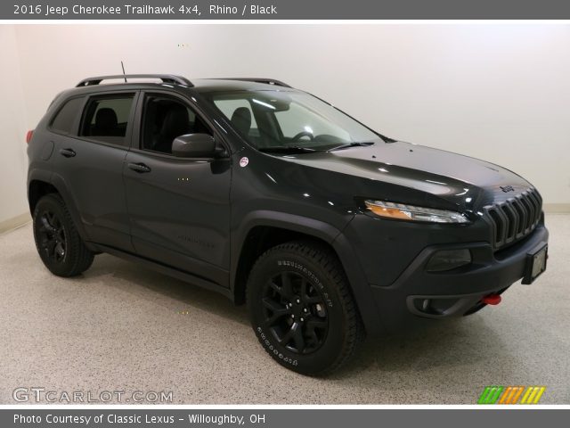 2016 Jeep Cherokee Trailhawk 4x4 in Rhino