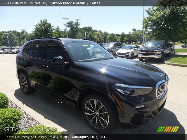2019 BMW X5 xDrive50i in Carbon Black Metallic