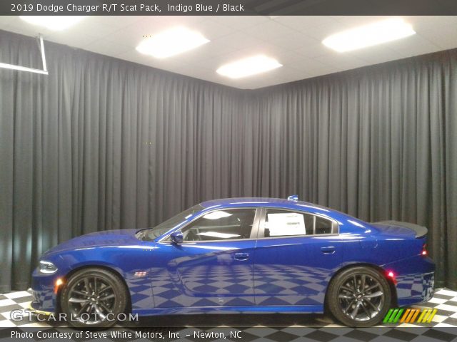 2019 Dodge Charger R/T Scat Pack in Indigo Blue