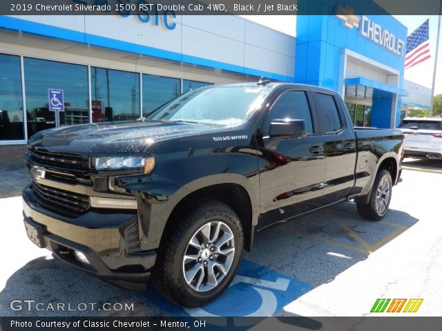 2019 Chevrolet Silverado 1500 RST Double Cab 4WD in Black