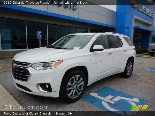 2019 Chevrolet Traverse Premier in Summit White