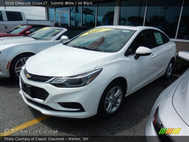 2018 Chevrolet Cruze LT in Summit White