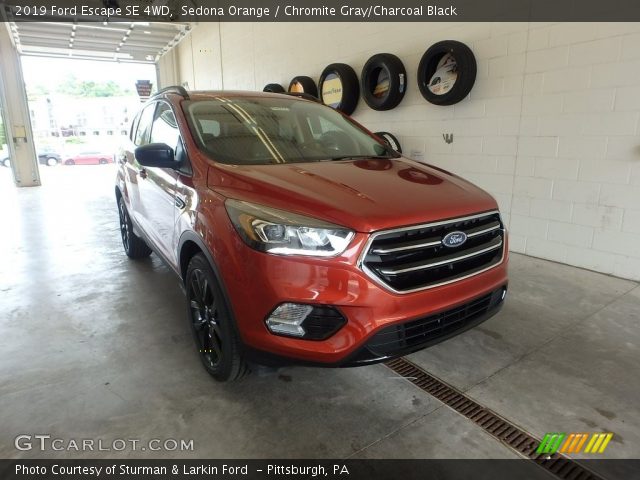 2019 Ford Escape SE 4WD in Sedona Orange