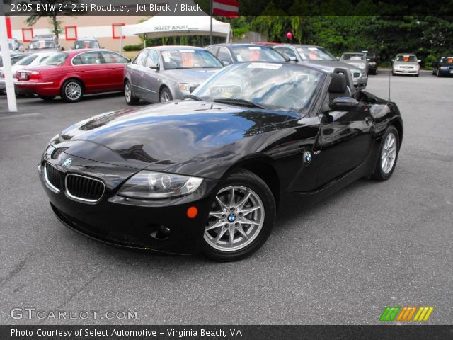 2005 BMW Z4 2.5i Roadster in Jet Black