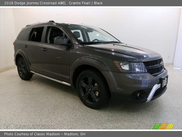 2018 Dodge Journey Crossroad AWD in Granite Pearl