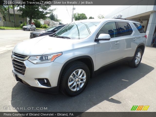 2019 Chevrolet Traverse LT AWD in Silver Ice Metallic