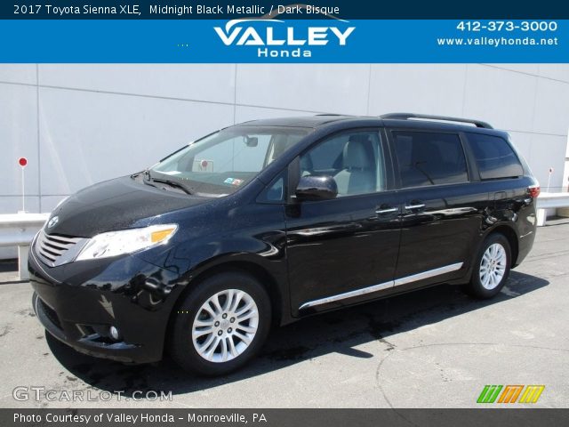 2017 Toyota Sienna XLE in Midnight Black Metallic