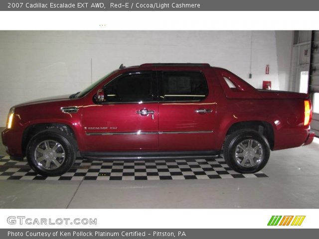 2007 Cadillac Escalade EXT AWD in Red-E
