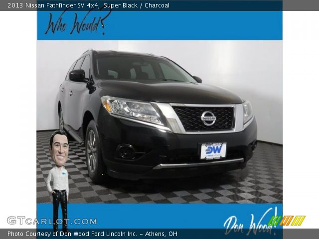 2013 Nissan Pathfinder SV 4x4 in Super Black