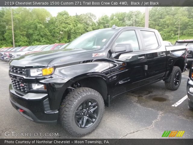 2019 Chevrolet Silverado 1500 Custom Z71 Trail Boss Crew Cab 4WD in Black