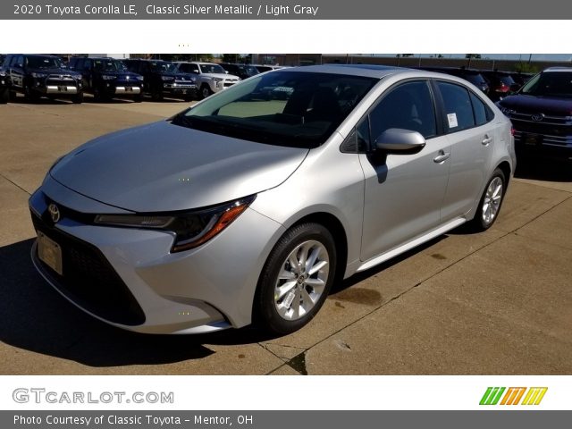 2020 Toyota Corolla LE in Classic Silver Metallic