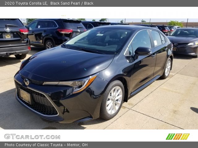 2020 Toyota Corolla LE in Black Sand Pearl