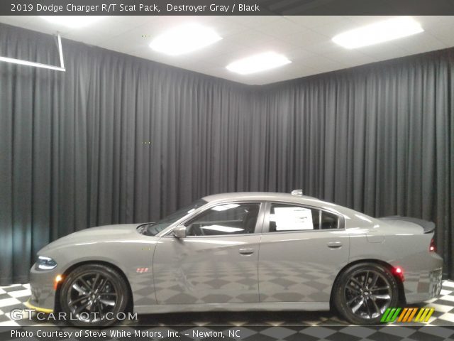 2019 Dodge Charger R/T Scat Pack in Destroyer Gray