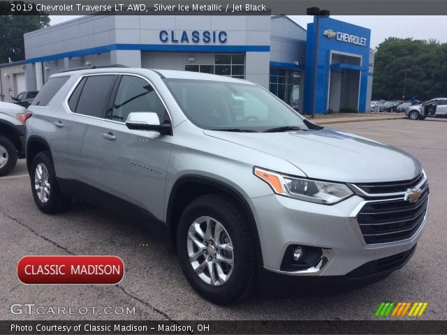 2019 Chevrolet Traverse LT AWD in Silver Ice Metallic