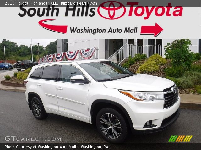 2016 Toyota Highlander XLE in Blizzard Pearl