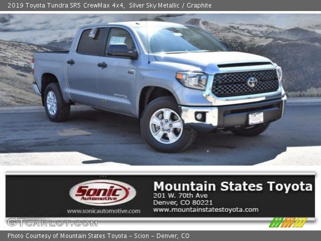 2019 Toyota Tundra SR5 CrewMax 4x4 in Silver Sky Metallic