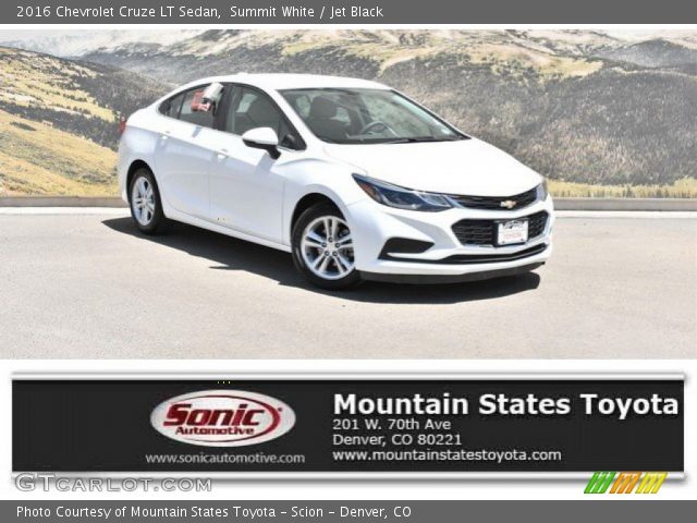 2016 Chevrolet Cruze LT Sedan in Summit White