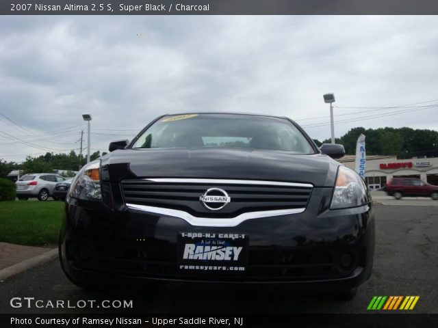 2007 Nissan Altima 2.5 S in Super Black